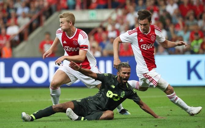 Standard s Mehdi Carcela fights for the ball during the soccer match between Belgian Standard de Liege and Dutch AFC Ajax Amsterdam, Tuesday 07 August 2018 in Liege. This is the first leg of the third qualifying round of the UEFA Champions League. VIRGINIExLEFOUR  x05400516x