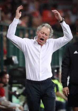 Sport Bilder des Tages Standard s head coach Michel Preud homme looks dejected during the soccer match between Belgian Standard de Liege and Dutch AFC Ajax Amsterdam, Tuesday 07 August 2018 in Liege. This is the first leg of the third qualifying round of the UEFA Champions League. VIRGINIExLEFOUR  x05400545x