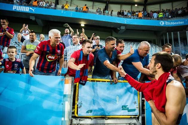 180807 Fans of Vidi celebrates after the UEFA Champions League qualifying match between Malmö FF and Vidi on August 7, 2018 in Malmö Photo Mathilda Ahlberg BILDBYR N Cop 178  Copyright: MATHILDAxAHLBERG BB180807MA115