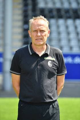 Christian Streich SC Freiburg 1 Bundesliga Portraettermin 2018 2019 1 Bundesliga 2018 2019 Portraettermin SC Freiburg Freiburg Copyright: xEIBNER SvenxLaeglerx EP_SLR