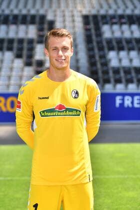 Alexander Schwolow SC Freiburg 1 Bundesliga Portraettermin 2018 2019 1 Bundesliga 2018 2019 Portraettermin SC Freiburg Freiburg Copyright: xEIBNER SvenxLaeglerx EP_SLR