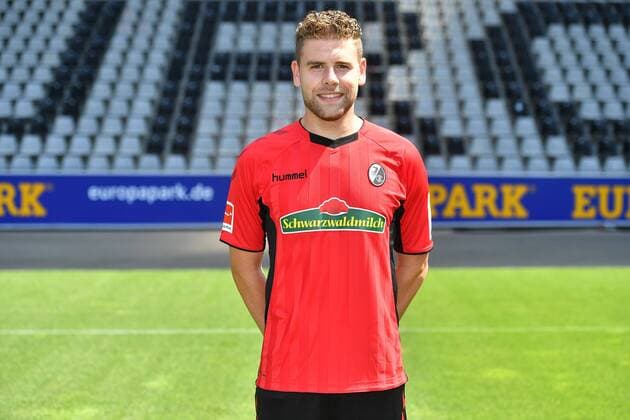 Yoric Ravet SC Freiburg 1 Bundesliga Portraettermin 2018 2019 1 Bundesliga 2018 2019 Portraettermin SC Freiburg Freiburg Copyright: xEIBNER SvenxLaeglerx EP_SLR