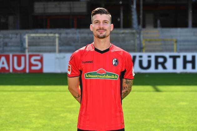 Jerome Gondorf SC Freiburg 1 Bundesliga Portraettermin 2018 2019 1 Bundesliga 2018 2019 Portraettermin SC Freiburg Freiburg Copyright: xEIBNER SvenxLaeglerx EP_SLR