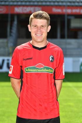 Dominique Heintz SC Freiburg 1 Bundesliga Portraettermin 2018 2019 1 Bundesliga 2018 2019 Portraettermin SC Freiburg Freiburg Copyright: xEIBNER SvenxLaeglerx EP_SLR
