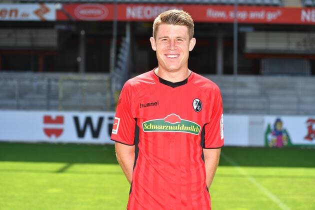 Dominique Heintz SC Freiburg 1 Bundesliga Portraettermin 2018 2019 1 Bundesliga 2018 2019 Portraettermin SC Freiburg Freiburg Copyright: xEIBNER SvenxLaeglerx EP_SLR