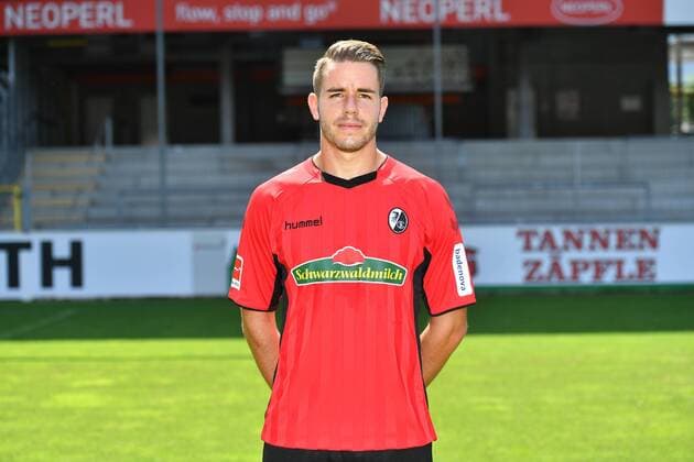Christian Guenter SC Freiburg 1 Bundesliga Portraettermin 2018 2019 1 Bundesliga 2018 2019 Portraettermin SC Freiburg Freiburg Copyright: xEIBNER SvenxLaeglerx EP_SLR