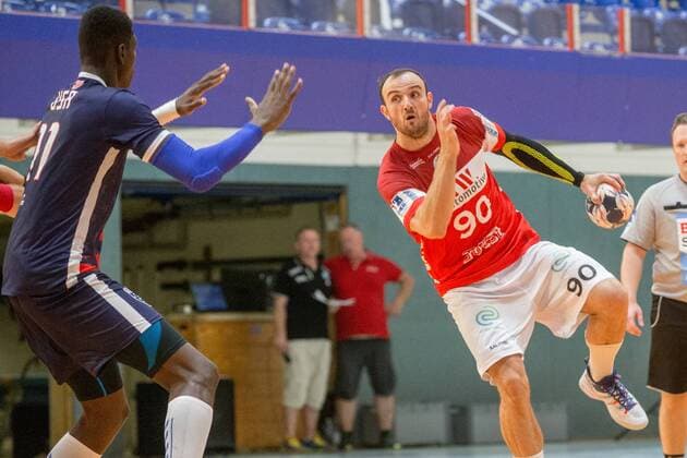 Litter of Bogdan Andrei Criciotoiu 90 Bergischer HC against Abou Fofana 11 Team USA Bergischer HC vs Team USA Handball HBL Test match 07 08 18 Solingen NRW Germany Klingenhalle Copyright: xdnet_cdnx