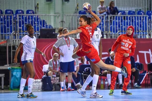 2018.08.08 Kielce Pilka reczna Mlodziezowe Mistrzostwa Swiata w Pilce Recznej Kobiet do lat 18 Tunezja - Francja N z MHADHBI Fadoua Foto Lukasz Laskowski PressFocus 2018.08.08 Kielce Handball IHF Youth U18 Womens World Championship WM Weltmeisterschaft 2018 Tunisia v France MHADHBI Fadoua Credit: Lukasz Laskowski PressFocus NEWSPIX.PL --- Newspix.pl  20180808LUK_380