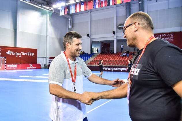 2018.08.08 Kielce Pilka reczna Mlodziezowe Mistrzostwa Swiata w Pilce Recznej Kobiet do lat 18 Tunezja - Francja N z PUIGSEGUR Laurent Coach Moez Ben Amor Foto Lukasz Laskowski PressFocus 2018.08.08 Kielce Handball IHF Youth U18 Womens World Championship WM Weltmeisterschaft 2018 Tunisia v France PUIGSEGUR Laurent Coach Moez Ben Amor Credit: Lukasz Laskowski PressFocus NEWSPIX.PL --- Newspix.pl  20180808LUK_417