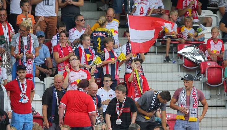 SOCCER - UEFA CL quali, RBS vs Shkendija SALZBURG,AUSTRIA,08.AUG.18 - SOCCER - UEFA Champions League, qualification, Red Bull Salzburg vs KF Shkendija. Image shows fans of FC Red Bull Salzburg. GEPAxpictures xThomasxBachun