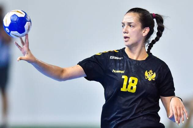 2018.08.08 Kielce Pilka reczna Mlodziezowe Mistrzostwa Swiata w Pilce Recznej Kobiet do lat 18 Czarnogora - Hiszpania N z RAICEVIC Milica Foto Lukasz Laskowski PressFocus 2018.08.08 Kielce Handball IHF Youth U18 Womens World Championship WM Weltmeisterschaft 2018 Montenegro - Spain RAICEVIC Milica Credit: Lukasz Laskowski PressFocus NEWSPIX.PL --- Newspix.pl FRANCE OUT!  20180808LUK_497