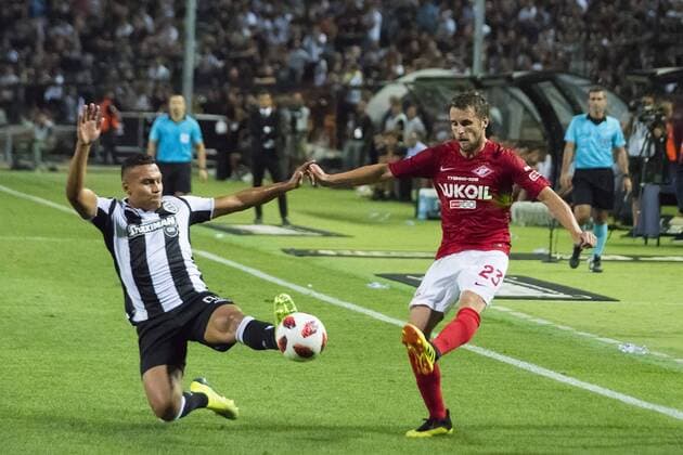 August 8, 2018 - Thessaloniki, Greece - Spartak Moscow FC player Dmitri Kombarov (Right) in action during a match between PAOK FC and Spartak Moscow FC. PAOK FC beat FC Spartak Moscow for the third qualifying round of the UEFA Champions League, at the northern Greek city of Thessaloniki. Greece Soccer Champions League - ZUMAp191 84905937st Copyright: xGiannisxPapanikosx