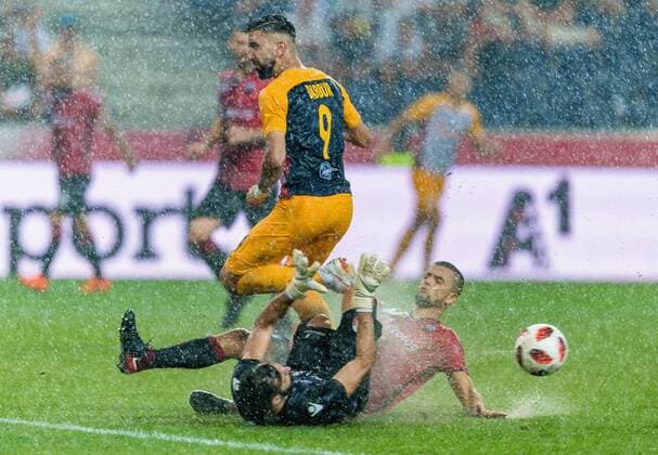 08 08 2018 Red Bull Arena Salzburg UEFA Champions League - KF Shkendija Tetovo Qualification 3 Round First leg in the match vl Munas Dabbur FC Salzburg Kostadin Zahov KF Shkendija Tetovo Visar Musliu KF Shkendija Tetovo during the UEFA Champions League Qualifier 3rd round 1st leg match between FC Salzburg and KF Shkendija Tetovo at the Red Bull Arena in Salzburg Austria on 2018 08 08 Salzburg  EX_ADE