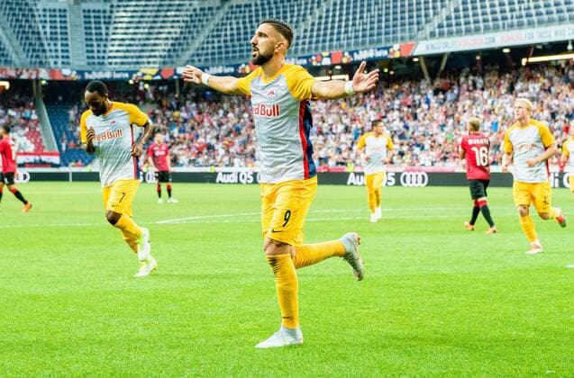 08 08 2018 Red Bull Arena Salzburg UEFA Champions League Final UEFA Champions League Qualification 3 Round First leg Image scored for Munas Dabbur FC Salzburg 1 0 during the UEFA Champions League Qualifier 3rd round 1st leg match between FC Salzburg and KF Shkendija Tetovo at the Red Bull Arena in Salzburg Austria on 2018 08 08 Salzburg  EX_ADE