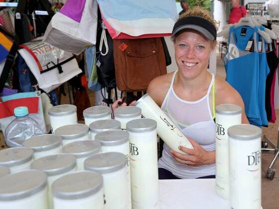 Laura Siegemund signing the autograph 21 Boso Ladies Open Tennis ITF Round of 16 2018 09 08 2018 21 Boso Ladies Open Tennis ITF Round of 16 2018 09 08 2018 Hechingen Copyright: xLangerx xEibner-Pressefotox EP_HLR