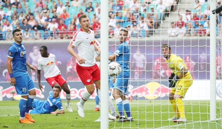 RB Leipzig Craiova Soccer Euro League Qualifiers Leipzig 09 08 2018 Red Bull Arena Soccer UEFA Euro League Qualification 3 Round First leg RB Leipzig vs CF Universitatea Craiova Pictured goal for RB Leipzig Ibrahima KonatŽ Konate 6 RB Leipzig scored the goal for 1 0 with Willi Orban 4 RB Leipzig cheers