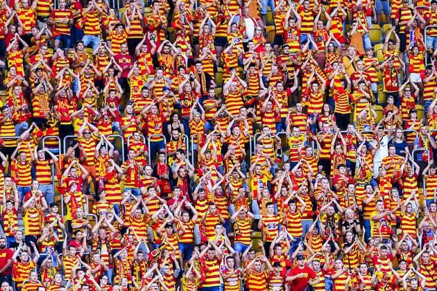 Sport Bilder des Tages Jagiellonia s supporters pictured at a soccer game between Polish team Jagiellonia Bialystok and Belgian club KAA Gent, Thursday 09 August 2018 in Bialystok, Poland, the first leg of the third qualification round for the Europa League competition. LAURIExDIEFFEMBACQ  x05402043x