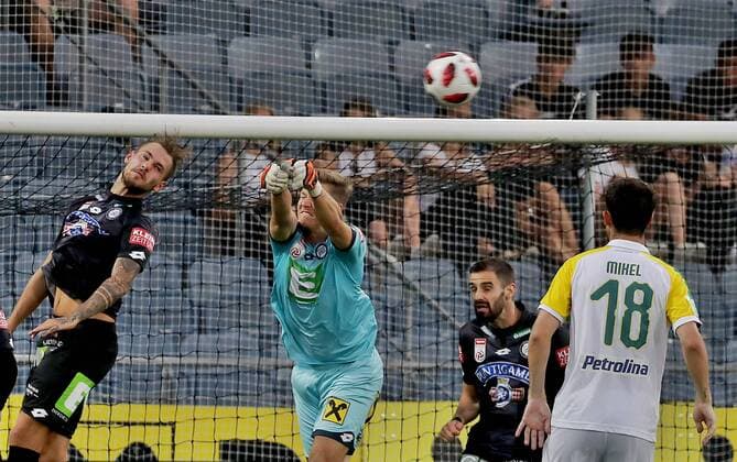 SOCCER - UEFA EL quali, Sturm vs Larnaca GRAZ,AUSTRIA,09.AUG.18 - SOCCER - UEFA Europa League qualification, SK Sturm Graz vs AEK Larnaca. Image shows Lukas Spendlhofer (Sturm) and Joerg Siebenhandl (Sturm). GEPAxpictures xM.xOberlaender