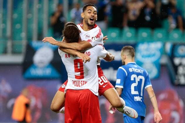 09 08 2018 xtgx Football Europa League 3 Qualifying Round RB Leipzig CS Universitatea Craiova emspor v 1 Yussuf Poulsen Leipzig 9 Mateus Cunha Leipzig 20 Cheers Torjubel celebrates the goal celebrate the goal celebration Leipzig