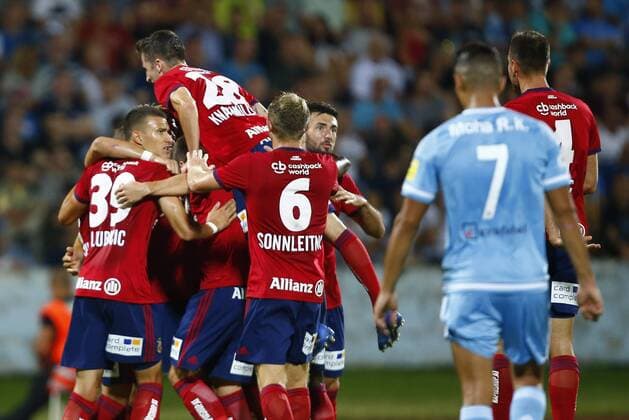 SOCCER - UEFA EL quali, Slovan vs Rapid BRATISLAVA,SLOVAKIA,09.AUG.18 - SOCCER - UEFA Europa League qualification, Slovan Bratislava vs SK Rapid Wien. Image shows the rejoicing of Rapid. Keywords: Wien Energie. GEPAxpictures xCh.xKelemen