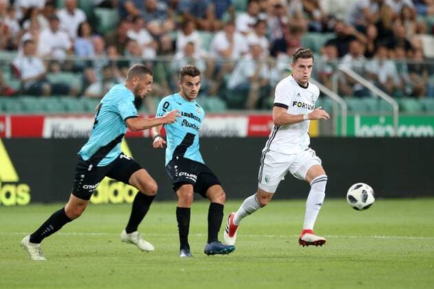 WARSZAWA 09.08.2018 PIERWSZY MECZ III RUNDA ELIMINACYJNA LIGA EUROPY SEZON 2018 19: LEGIA WARSZAWA - FOOTBALL 1991 DUDELANGE --- UEFA EUROPA LEAGUE FIRST LEG THIRD QUALIFYING ROUND MATCH: LEGIA WARSAW - F91 DUDELANGE CLEMENT COUTURIER DANEL SINANI CHRIS PHILIPPS FOT. PIOTR KUCZA FOTOPYK NEWSPIX.PL --- Newspix.pl  180809PYK0043