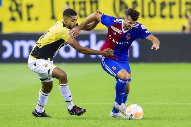ARNHEM, Stadium Gelredome, 09-08-2018 , season 2018 - 2019 , Europa League Qualification. final result 0-1, Vitesse player Jake Clarke-Salter (L) and FC Basel player Albian Ajeti (r) during the match Vitesse - Basel Vitesse - Basel  x2386793x