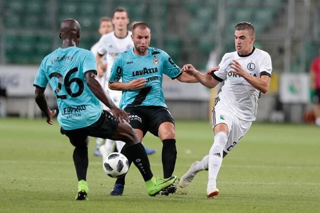 09.08.2018 Warszawa Pilka nozna Liga Europy UEFA, trzecia runda eliminacyjna, pierwszy mecz Legia Warszawa - F91 Dudelange N z Carlitos Lopez Foto Adam Starszynski PressFocus NEWSPIX.PL 09.08.2018 Warsaw Football UEFA Europa League, third qualification round, first leg Legia Warszawa - F91 Dudelange Carlitos Lopez Credit Adam Starszynski PressFocus --- Newspix.pl  20180809PF_AS034