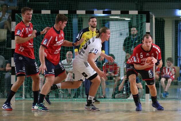 SG Flensburg Handewitt vs THW Kiel Handball Test match 09 08 18 Simon Hald SG Flensburg Handewitt 05 concedes the ball to Lukas Nilsson THW Kiel 65 xmmkx