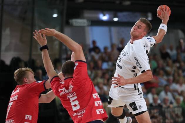 SG Flensburg Handewitt vs THW Kiel Handball Test match 09 08 18 Nikola Bilyk THW Kiel 53 against Simon Hald SG Flensburg Handewitt 05 and Simon Jeppsson SG Flensburg Handewitt 17 xmmkx