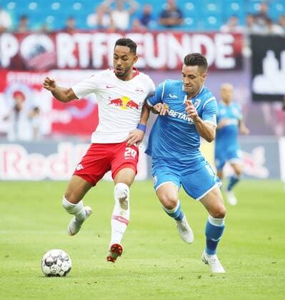 RB Leipzig Craiova Soccer Euro League Qualifying Leipzig 09 08 2018 Red Bull Arena Soccer UEFA Euro League Qualification 3 Round First leg RB Leipzig vs CS Universitatea Craiova 3 1 1 0 Pictured left from Matheus Cunha 20 RB Leipzig and Alexandru Mateiu 8 Craiova