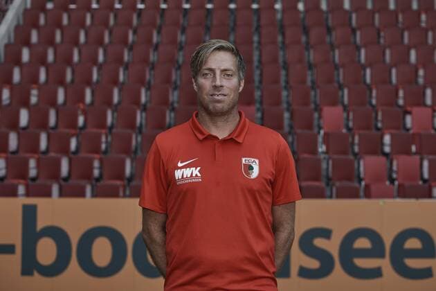 Michael Wimmer Co Coach FC Augsburg 1907 1 BL Portrait date 2018 2019