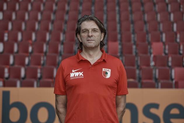 Dr Andreas Weigel Team Doctor FC Augsburg 1907 1 BL Portrait Date 2018 2019