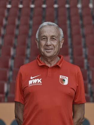 Zdenek Vidrman Kit Manager FC Augsburg 1907 1 BL Portrait Date 2018 2019