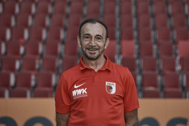 Salvatore Belardo Kit Manager FC Augsburg 1907 1 BL Portrait Date 2018 2019