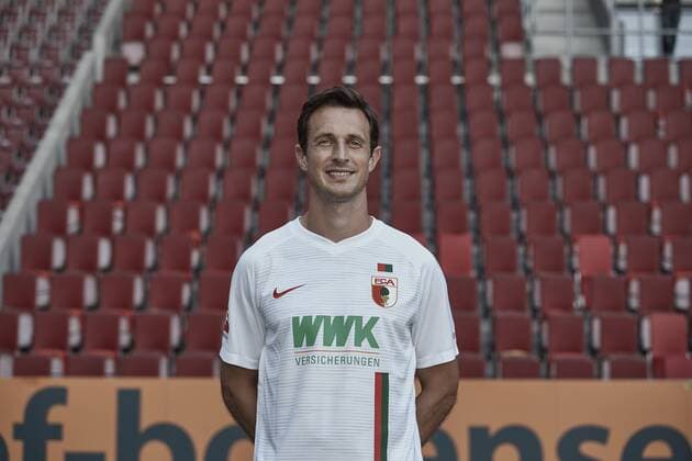 Christoph Janker FC Augsburg 1907 1 BL Portrait date 2018 2019
