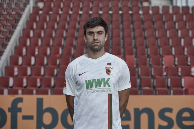 Jan Moravek FC Augsburg 1907 1 BL Portrait Date 2018 2019