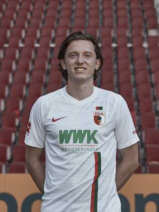 Michael Gregoritsch FC Augsburg 1907 1 BL Portrait date 2018 2019