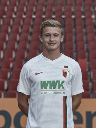 Georg Teigl FC Augsburg 1907 1 BL Portrait date 2018 2019