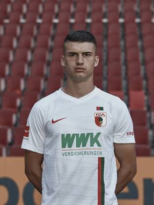 Jozo Stanic FC Augsburg 1907 1 BL Portrait date 2018 2019