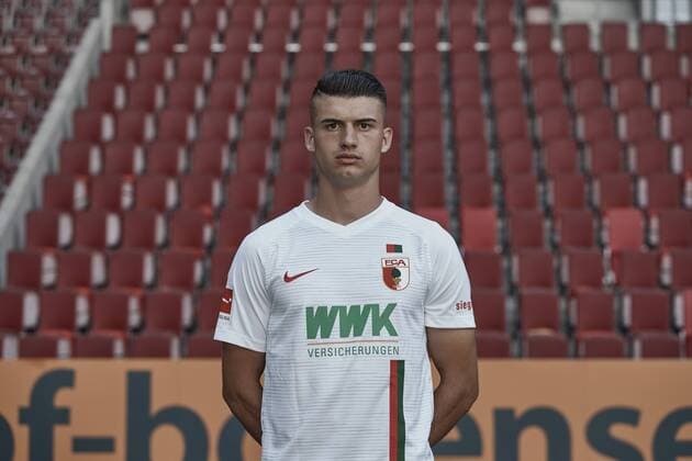 Jozo Stanic FC Augsburg 1907 1 BL Portrait date 2018 2019