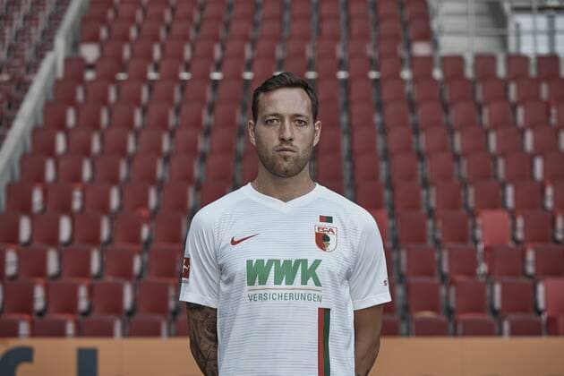 Julian Schieber FC Augsburg 1907 1 BL Portrait date 2018 2019