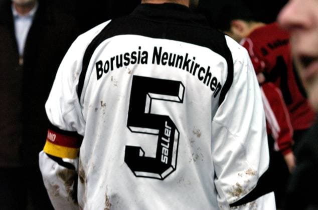 The VfB Borussia Neunkirchen jersey color white black plays in the Ellenfeld stadium in Neunkirchen against the SF Köllerbach jersey color red black on Saturday 08 12 2007 in a Oberliga encounter football Our picture shows the back number of the VfB scorer Marco Schmitt
