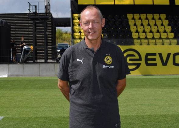 Frank Graefen Borussia Dortmund 1 BL Portrait Date 2018 2019 Team2