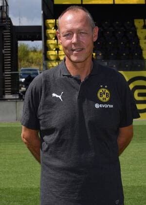 Frank Graefen Borussia Dortmund 1 BL Portrait Date 2018 2019 Team2