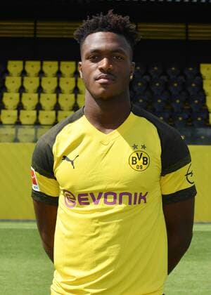 Dan Axel Zagadou Borussia Dortmund 1 BL Portrait Date 2018 2019 Team2