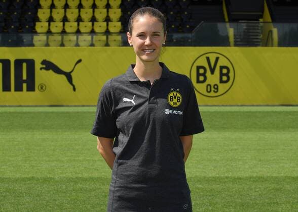 Swantje Thomssen Borussia Dortmund 1 BL Portrait Date 2018 2019 Team2