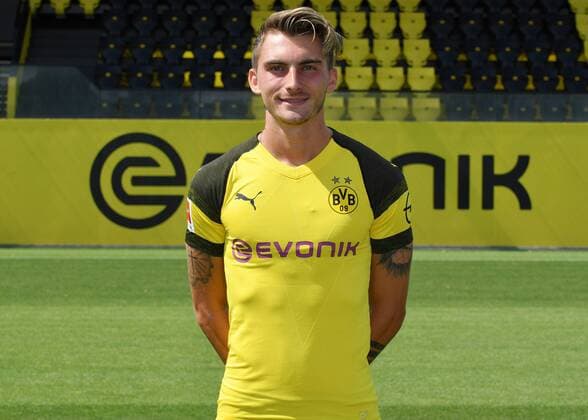 Maximilian Philipp Borussia Dortmund 1 BL Portrait Date 2018 2019 Team2