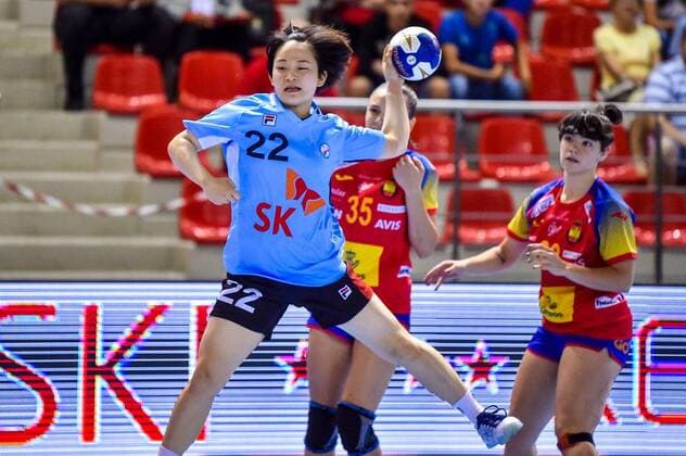 2018.08.11 Kielce Pilka reczna Mlodziezowe Mistrzostwa Swiata w Pilce Recznej Kobiet do lat 18 Hiszpania - Korea N z KIM Sumin Foto Lukasz Laskowski PressFocus 2018.08.11 Kielce Handball IHF Youth U18 Womens World Championship WM Weltmeisterschaft 2018 Spain v Korea KIM Sumin Credit: Lukasz Laskowski PressFocus NEWSPIX.PL --- Newspix.pl france out!  20180811LUK_063
