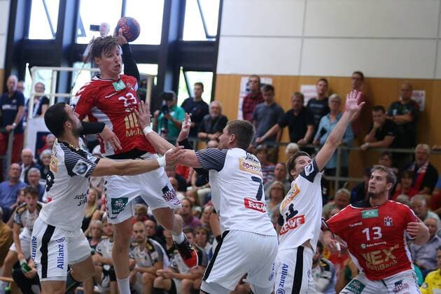 Handball Sportverein Hamburg SC DHfK Leipzig Handball International Heide Cup 2018 11 08 18 Jan Forstbauer Nr 23 Handball Sport Club Hamburg against Aivis Jurdzs Nr 07 SC DHfK Leipzig and Bastian Roschek Nr 19 SC DHfK Leipzig xmmkx