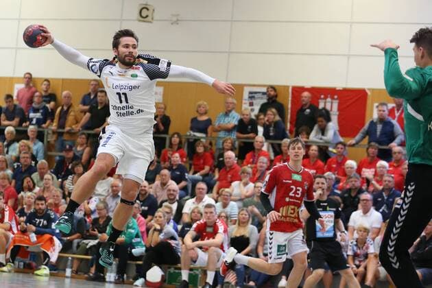 Handball Sportverein Hamburg SC DHfK Leipzig Handball International Heide Cup 2018 11 08 18 Lukas Binder Nr 11 SC DHfK Leipzig v Marcel Kokoszka No 51 Handball Sport Verein Hamburg xmmkx